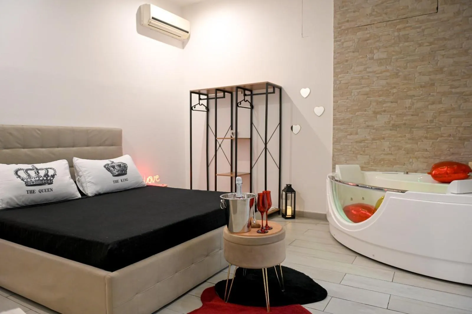 Momenti E Wellness Vila Syracuse